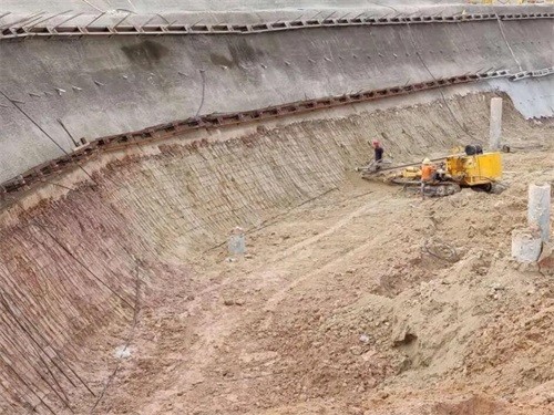 波密基坑边坡加固